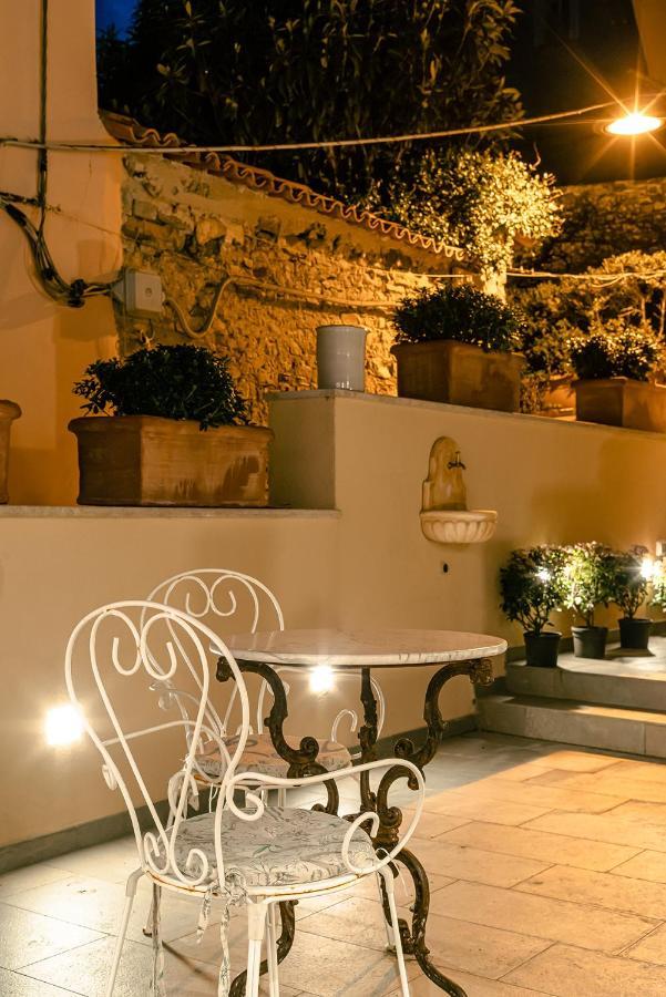 De Gulia Charme And Relax Bed and Breakfast Castellabate Exteriör bild