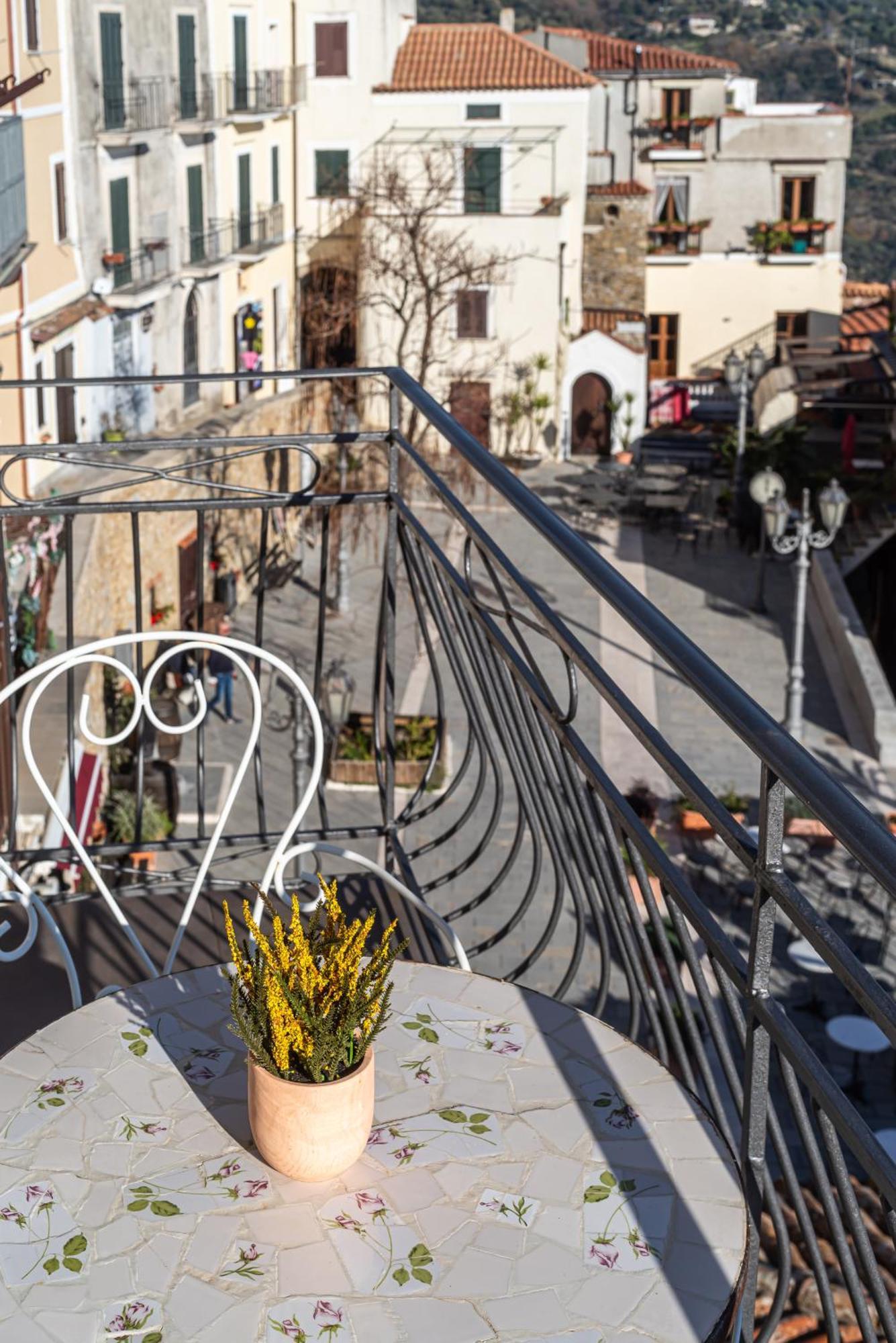 De Gulia Charme And Relax Bed and Breakfast Castellabate Rum bild